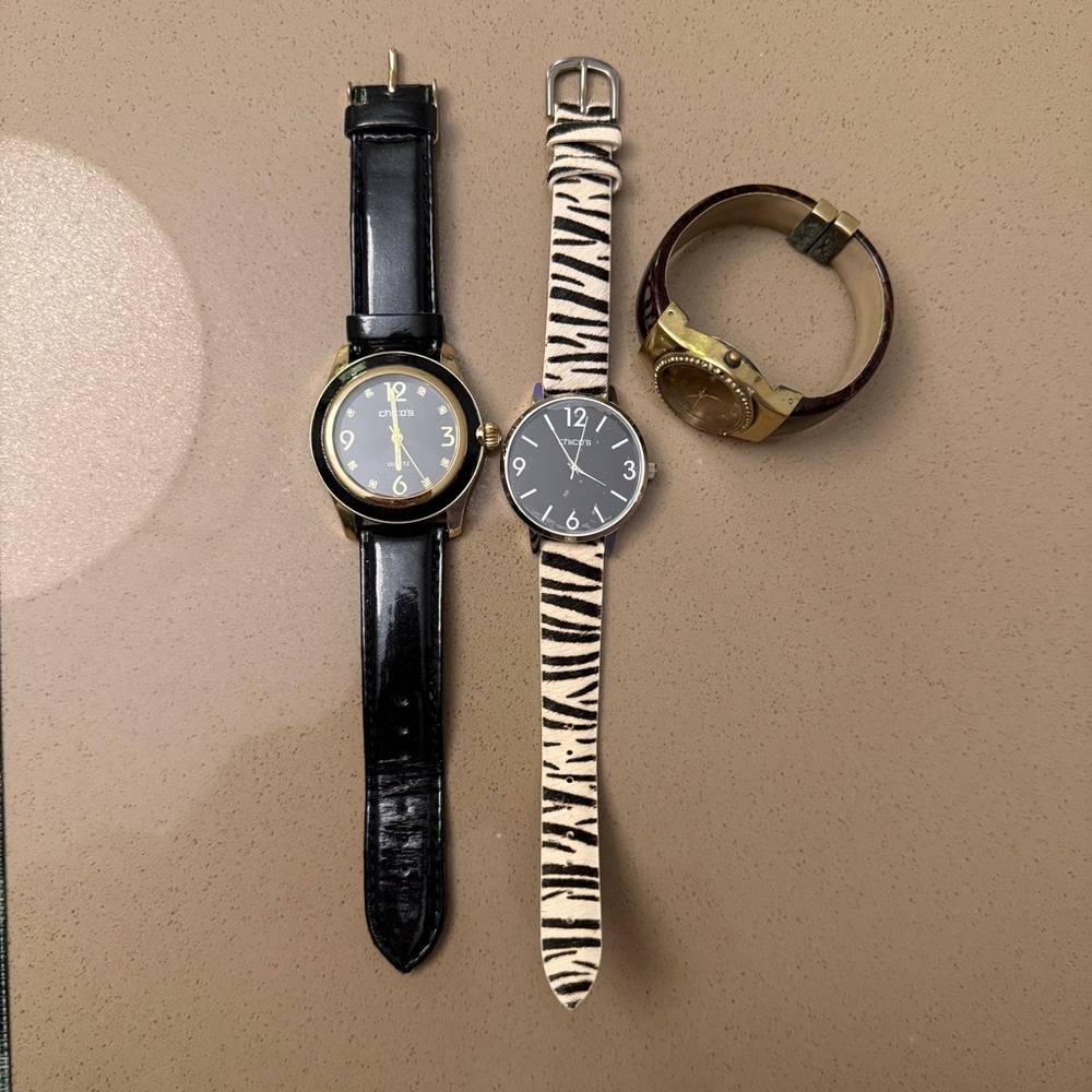 CHICOS Wristwatches